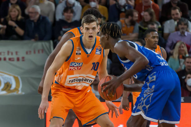 打到一线队 打到一线队